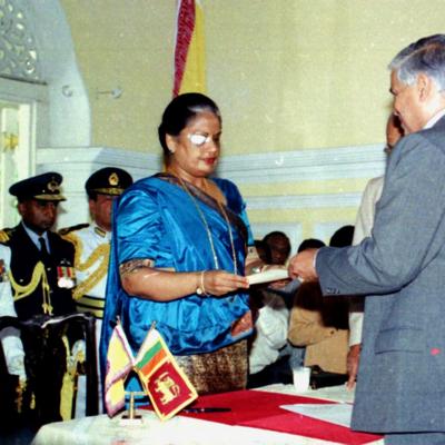 Chandirka Kamarathunga 1999 1